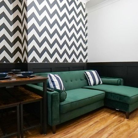 Broadway Belfast! Central Location! Sleeps 6! Kültér fotó