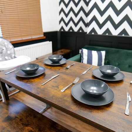 Broadway Belfast! Central Location! Sleeps 6! Kültér fotó