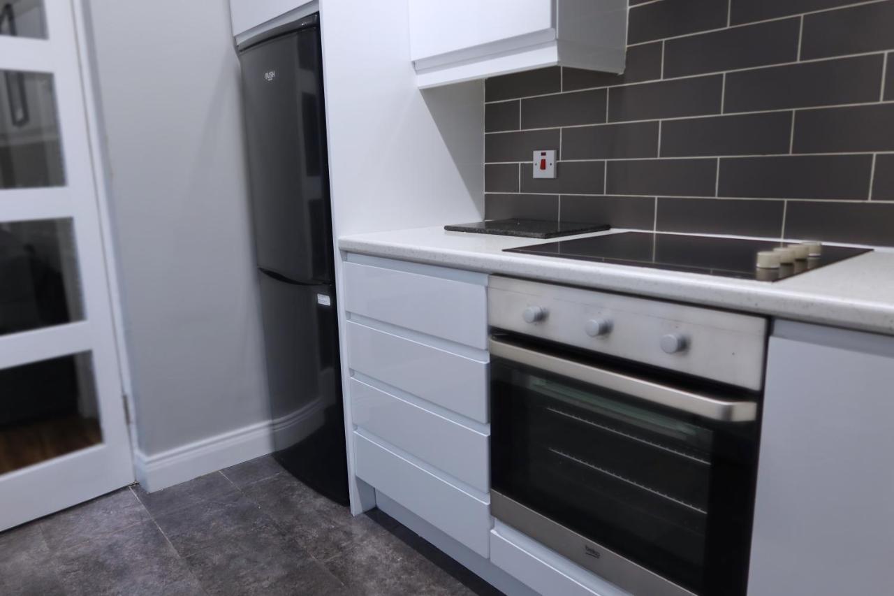 Broadway Belfast! Central Location! Sleeps 6! Kültér fotó